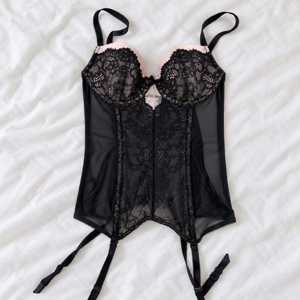 y2k victoria's secret black lace corset top 34b